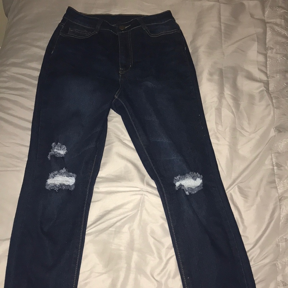 Ripped Knee Skinny Jeans